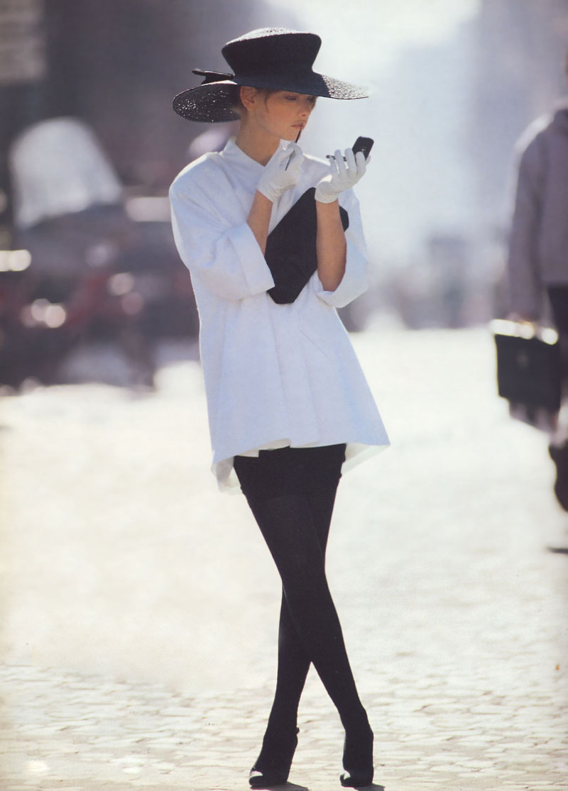 Gretha Cavazzoni featured in Gretha Cavazzoni, February 1990