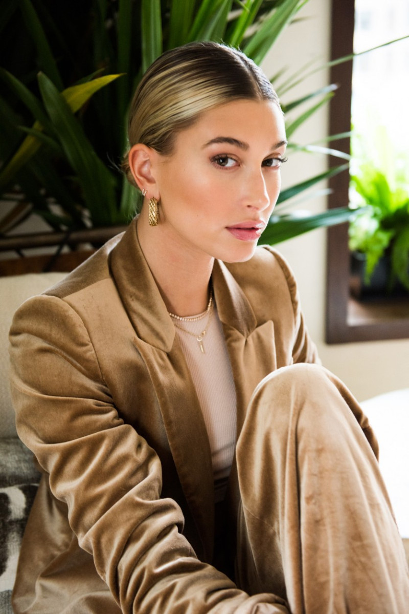 Hailey Baldwin Bieber featured in Hailey Bieber, September 2018