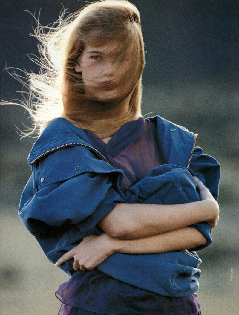 Claudia Schiffer featured in nuovi contrasti, March 1989