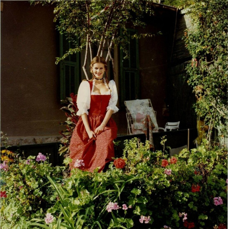 Claudia Schiffer featured in Claudia Schiffer, January 1993