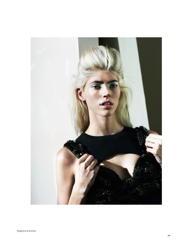 Devon Windsor featured in Devon Windsor, May 2014