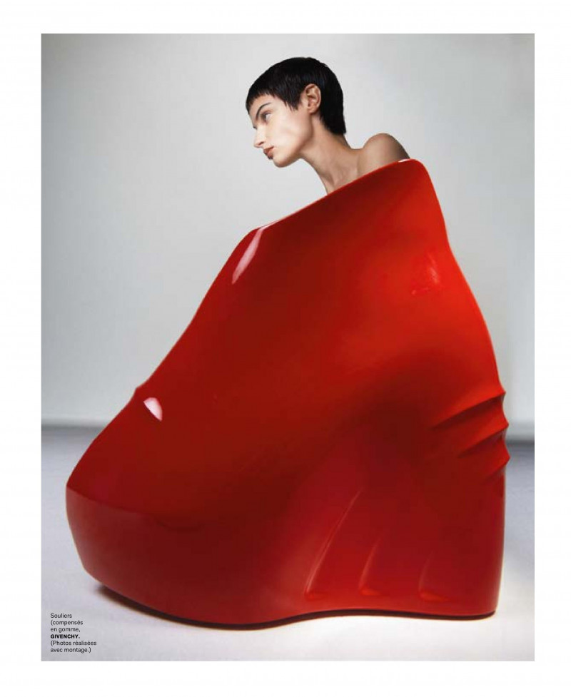 Mila van Eeten featured in Folies Graphiques, November 2021