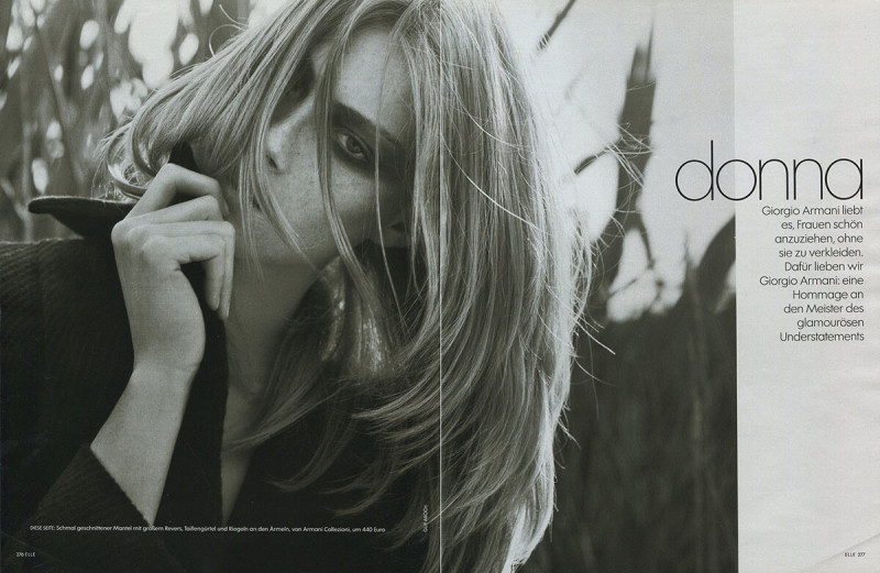 Alyssa Sutherland featured in Donna, October 2004