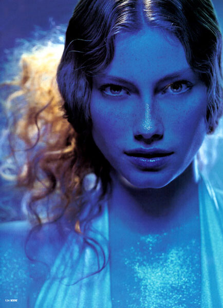 Alyssa Sutherland featured in The twilight tone, October 1999