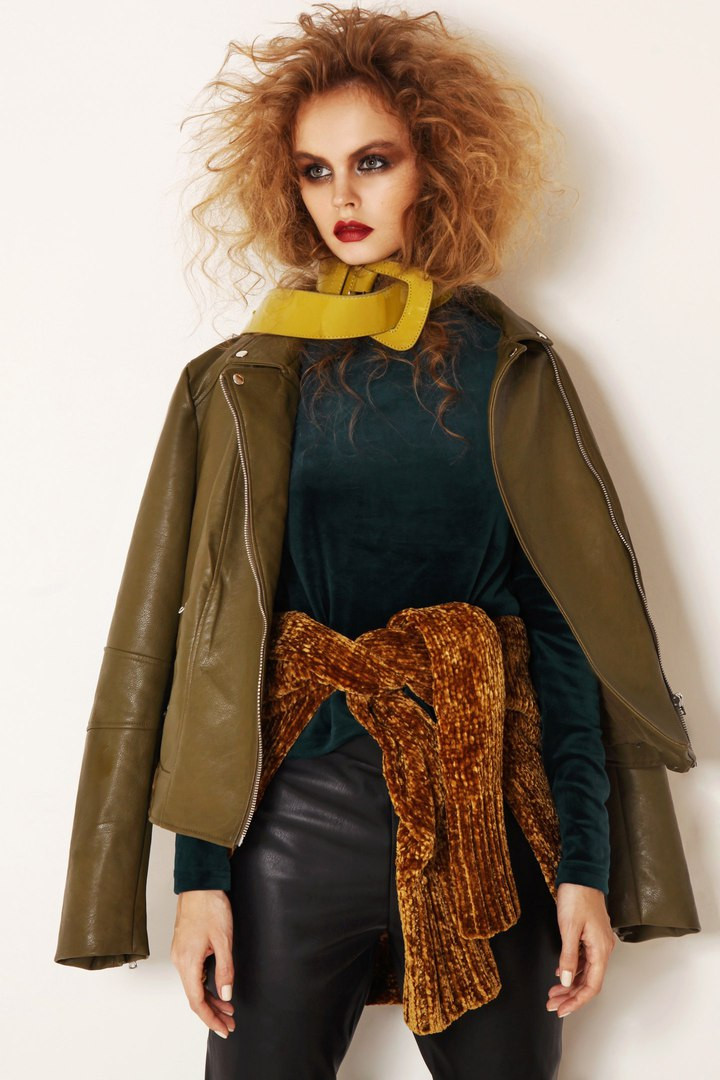 Anastasiya Scheglova featured in Anastasiya Scheglova, October 2016