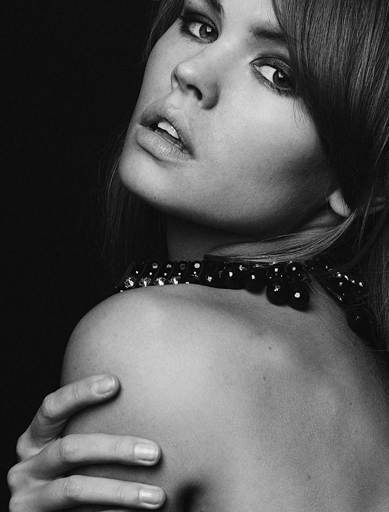 Anastasiya Scheglova featured in Anna, October 2015