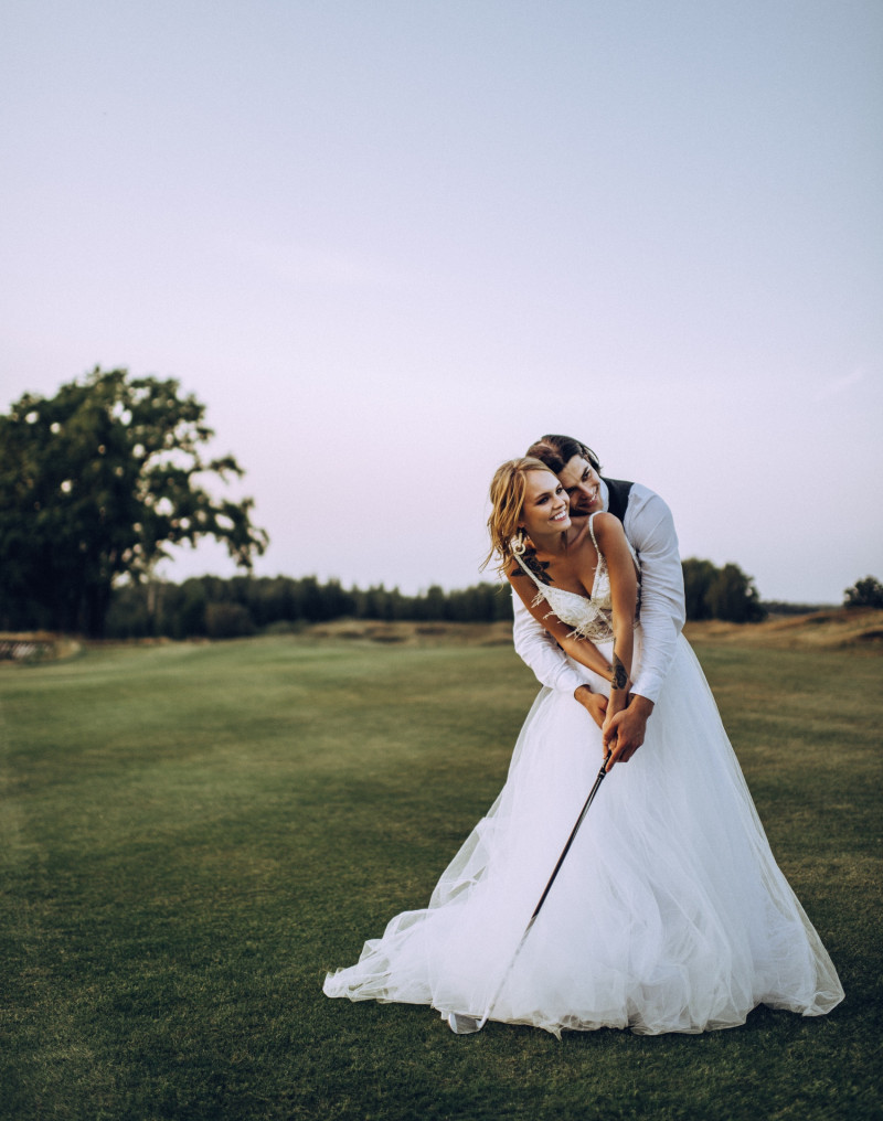 Anastasiya Scheglova featured in Golf Wedding, September 2018