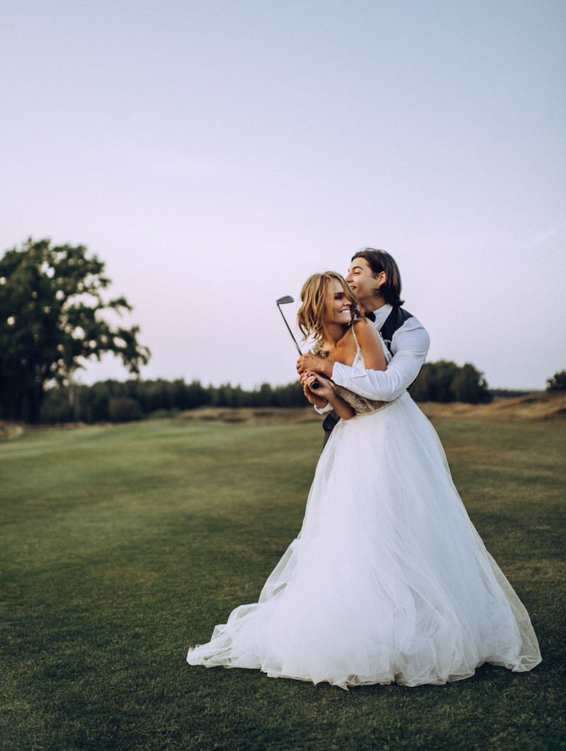 Anastasiya Scheglova featured in Golf Wedding, September 2018