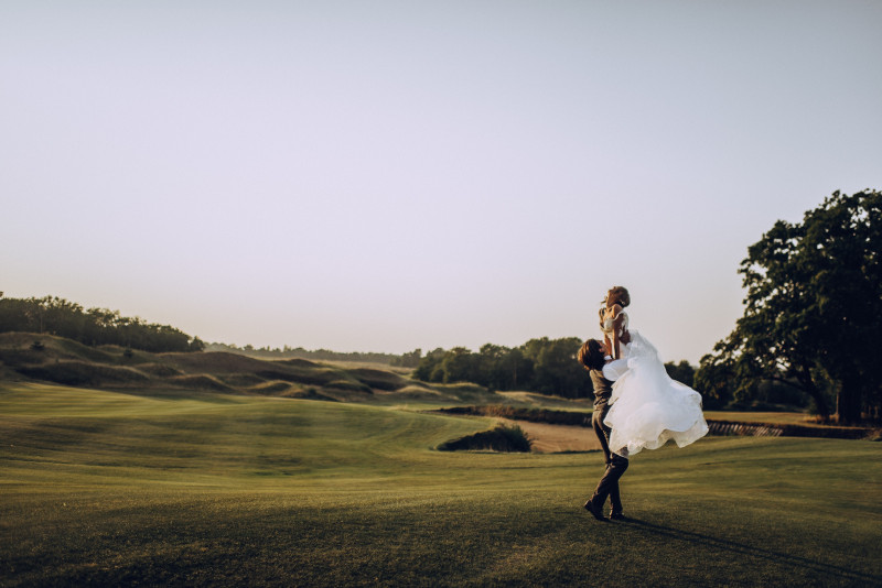 Anastasiya Scheglova featured in Golf Wedding, September 2018