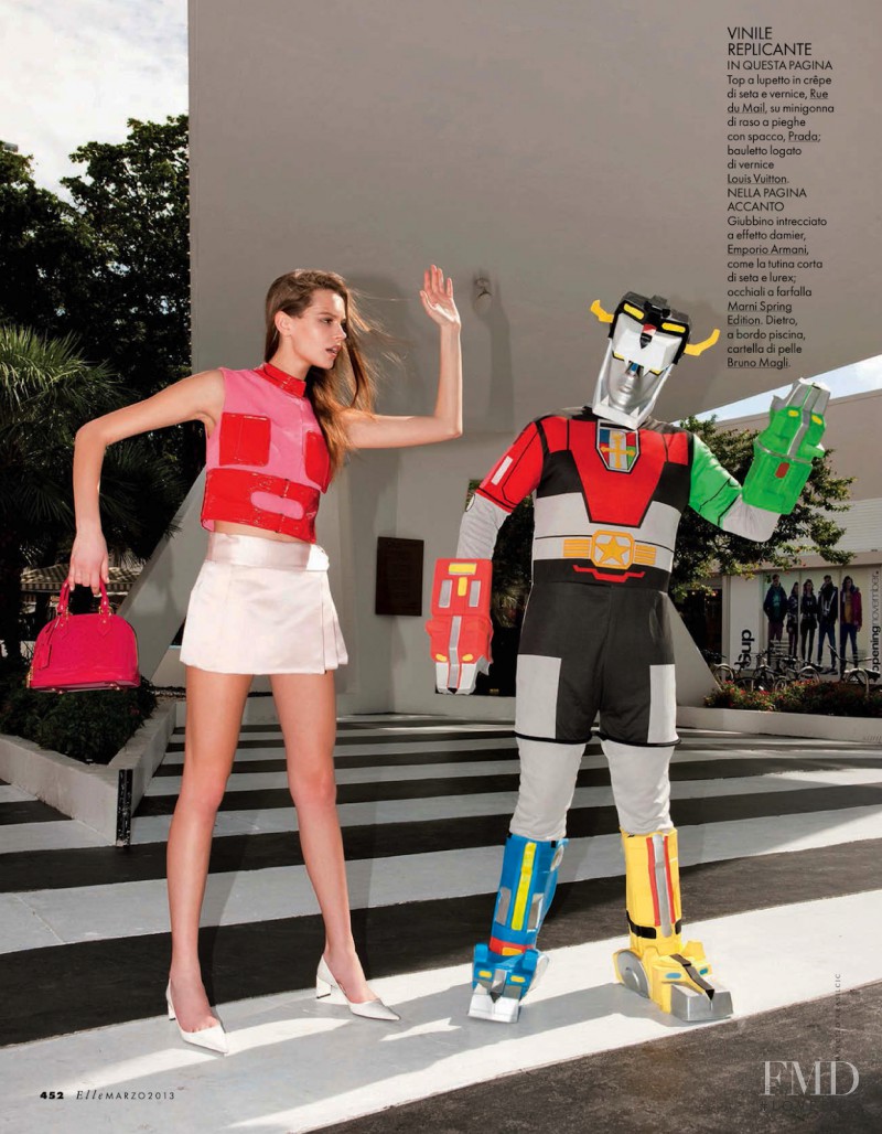 Mina Cvetkovic featured in I, Robot, March 2013