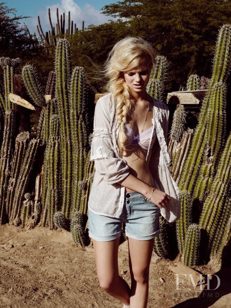 Nadine Leopold featured in I\'m in the mood for love, June 2012