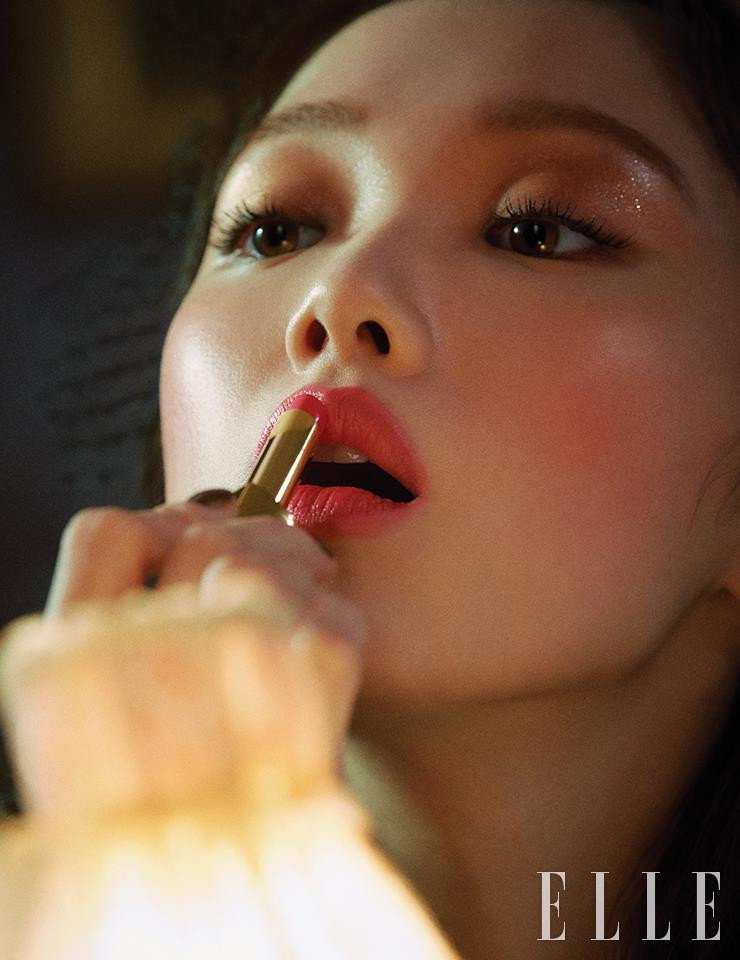 Cover Story with Lee Sung Kyung, November 2022