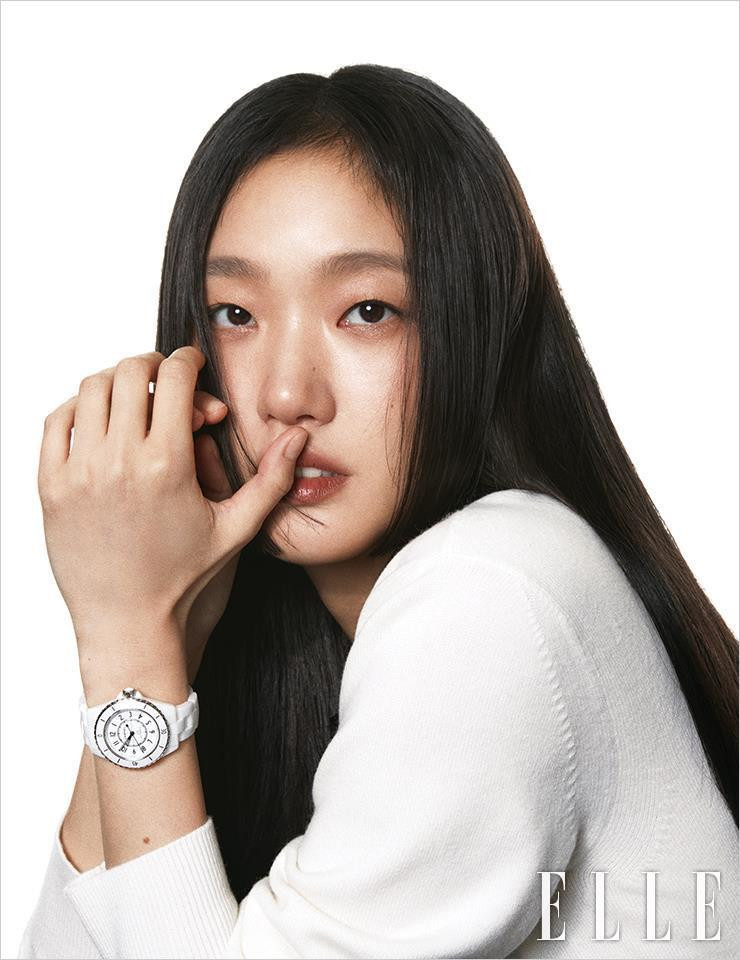 Cover Story with Kim Go-Eun, November 2022