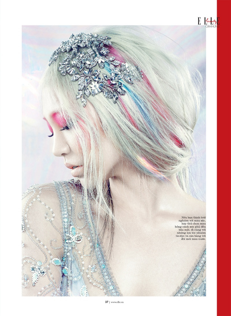 Soo Joo Park featured in Manga, October 2013