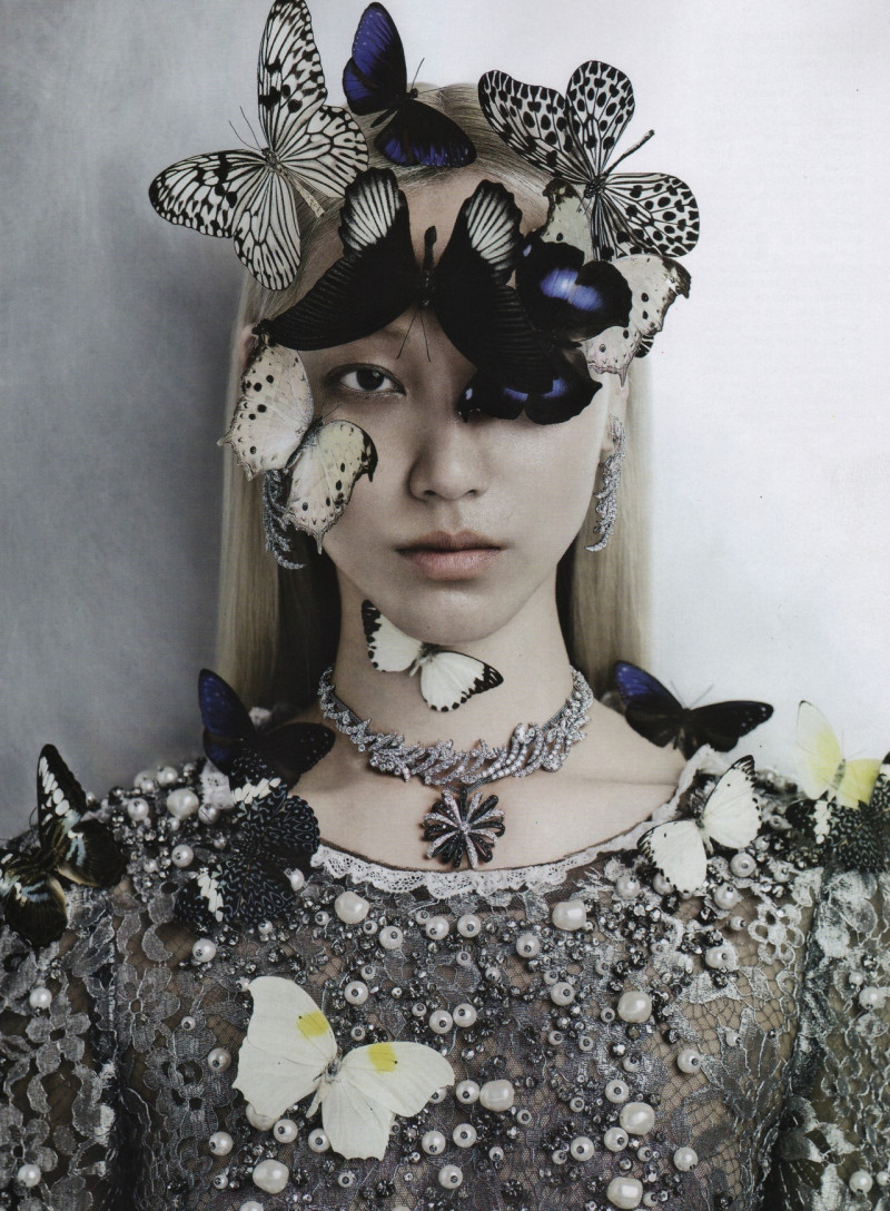 Soo Joo Park featured in Enchanting Sparkling and Flying, September 2012