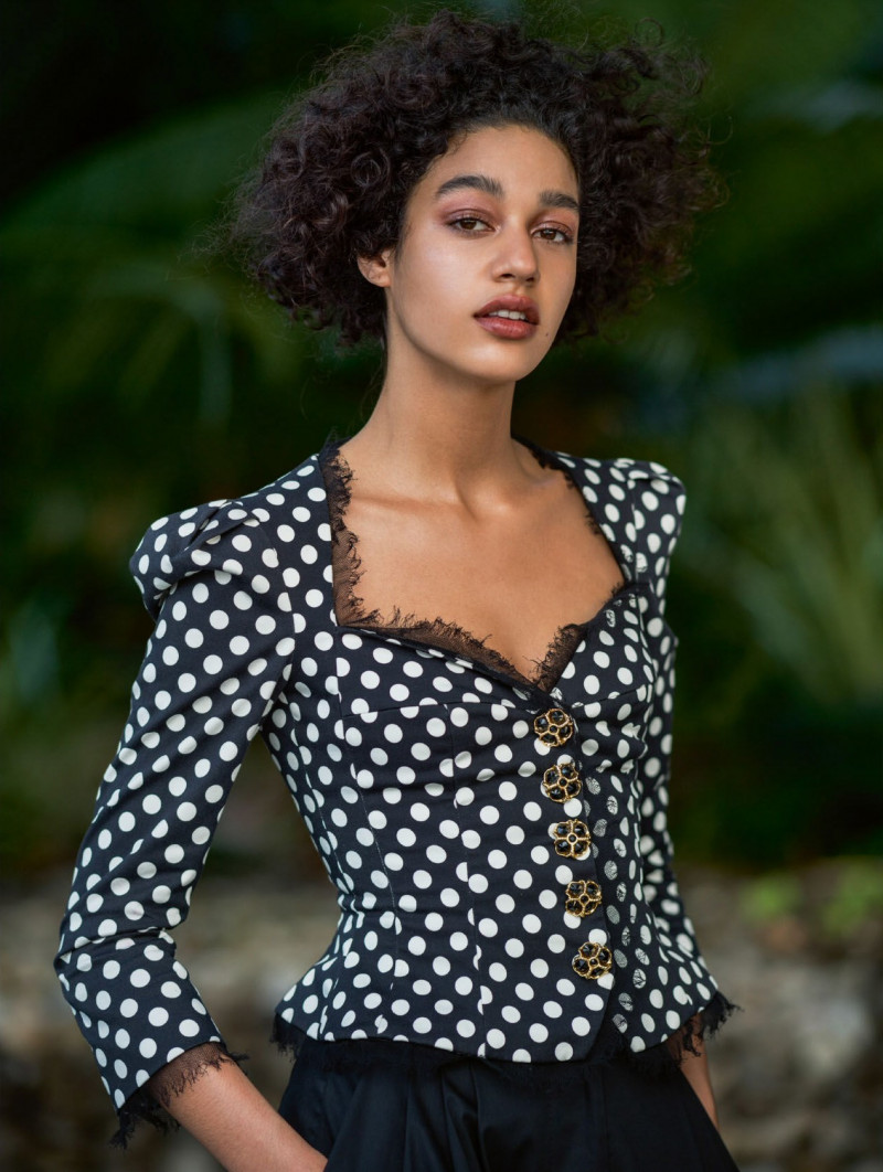 Damaris Goddrie featured in Damaris Goddrie, April 2017