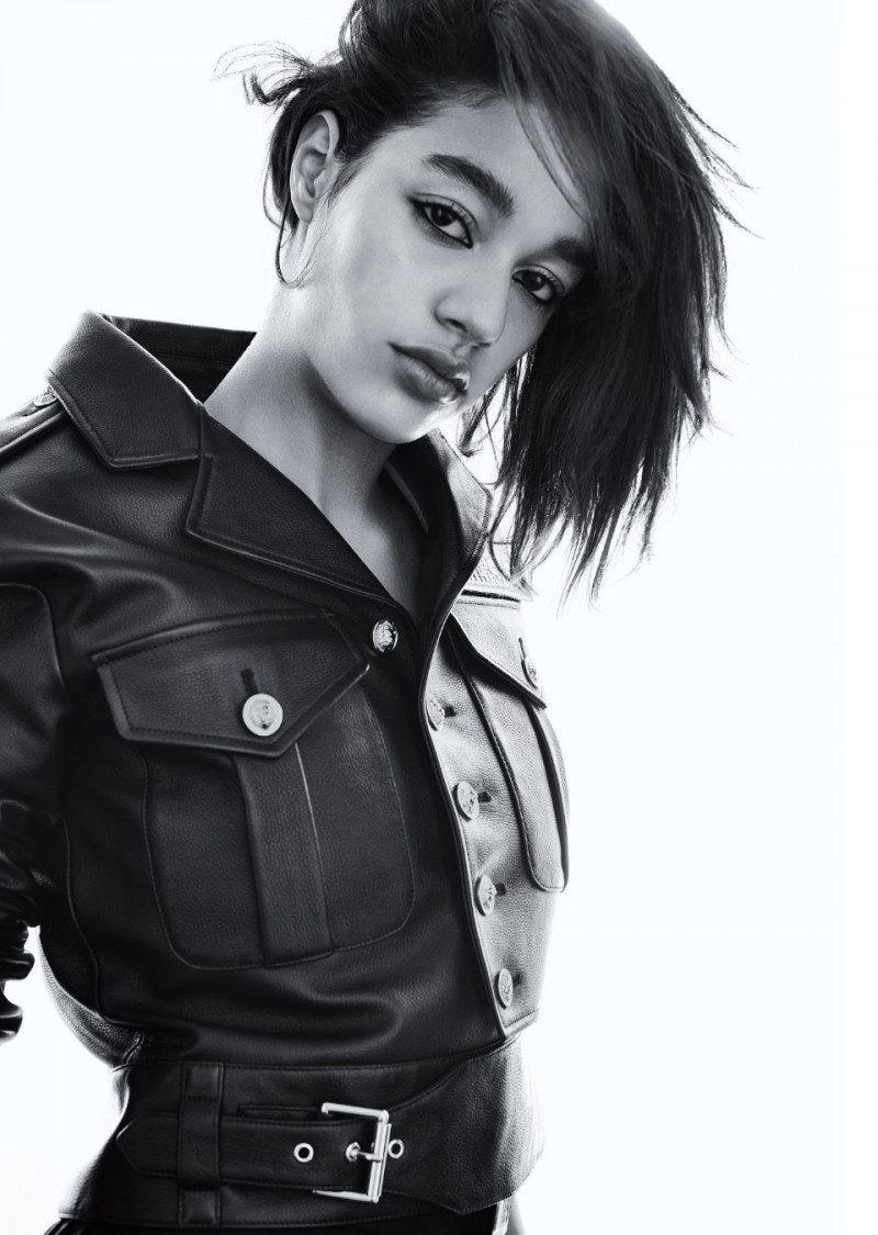 Damaris Goddrie featured in Extra Vaganza, February 2017