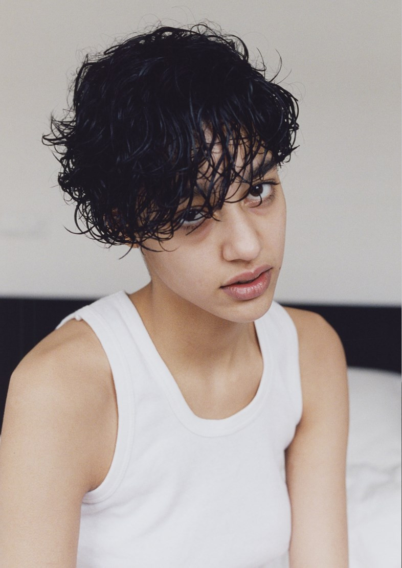 Damaris Goddrie featured in Singles Damaris, August 2016