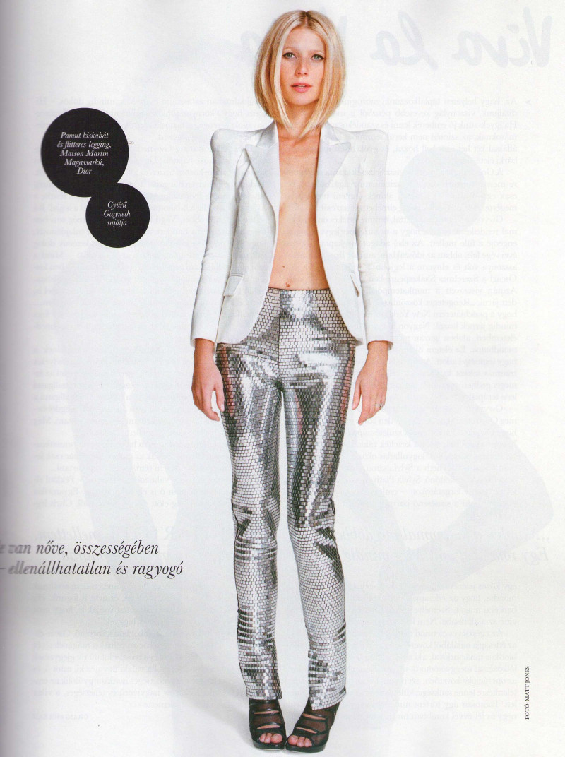 Gwyneth Paltrow featured in Viva La Vida, March 2009