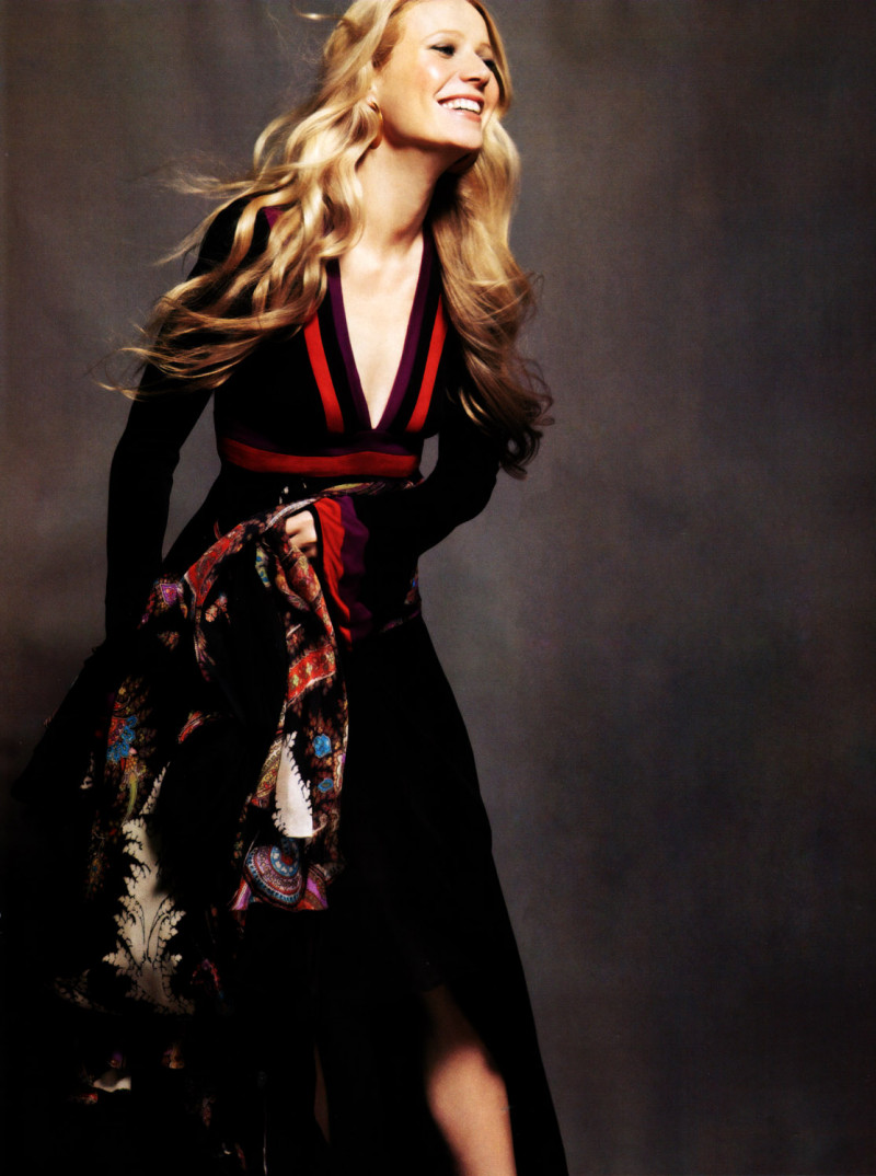 Gwyneth Paltrow featured in Ha Pasado Un Angel, March 2007