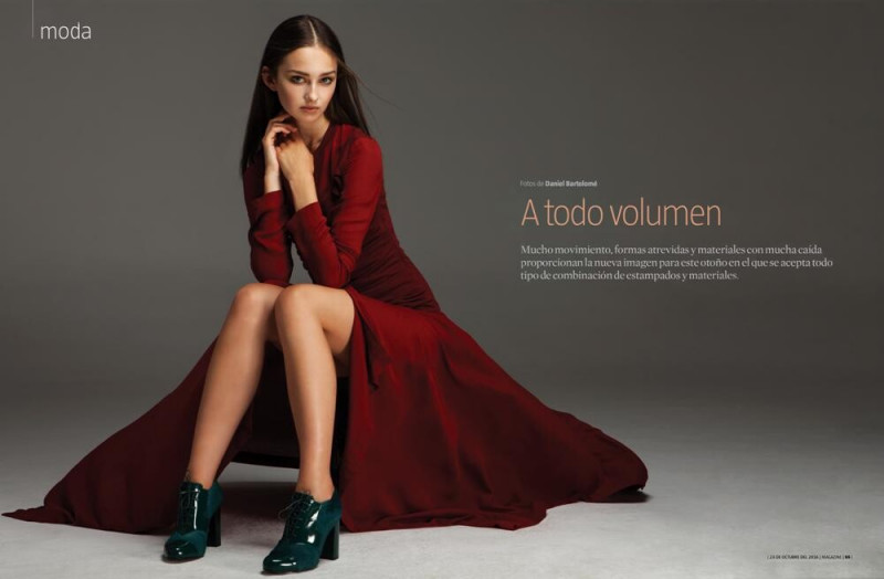 Kamila Marszalek featured in A todo volumen, October 2016