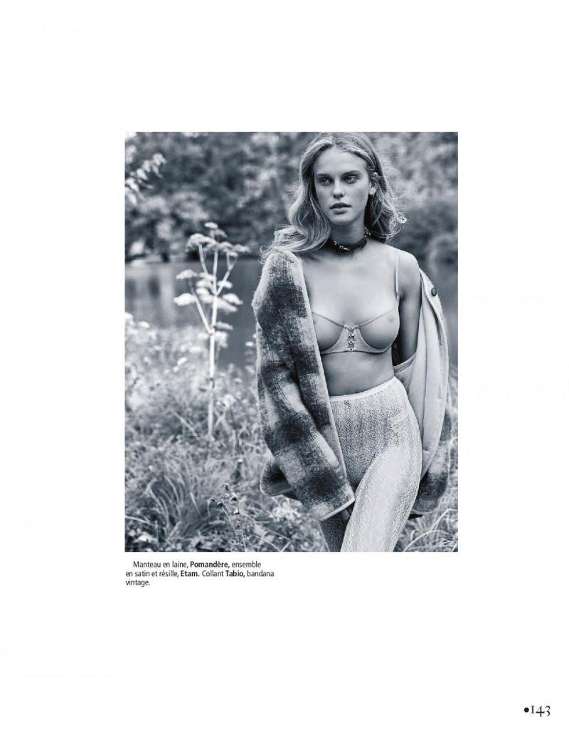 Esther Lomb featured in Douceurs d\'Automne, November 2022