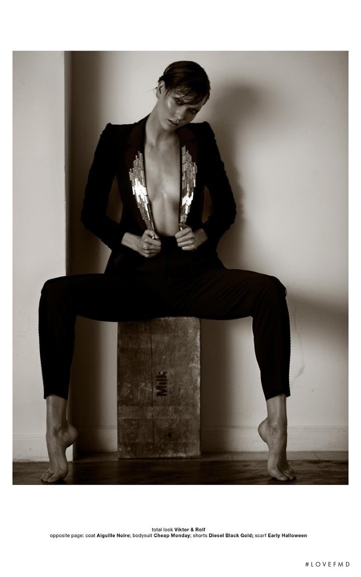 Karlie Kloss featured in Karlie Kloss, March 2013