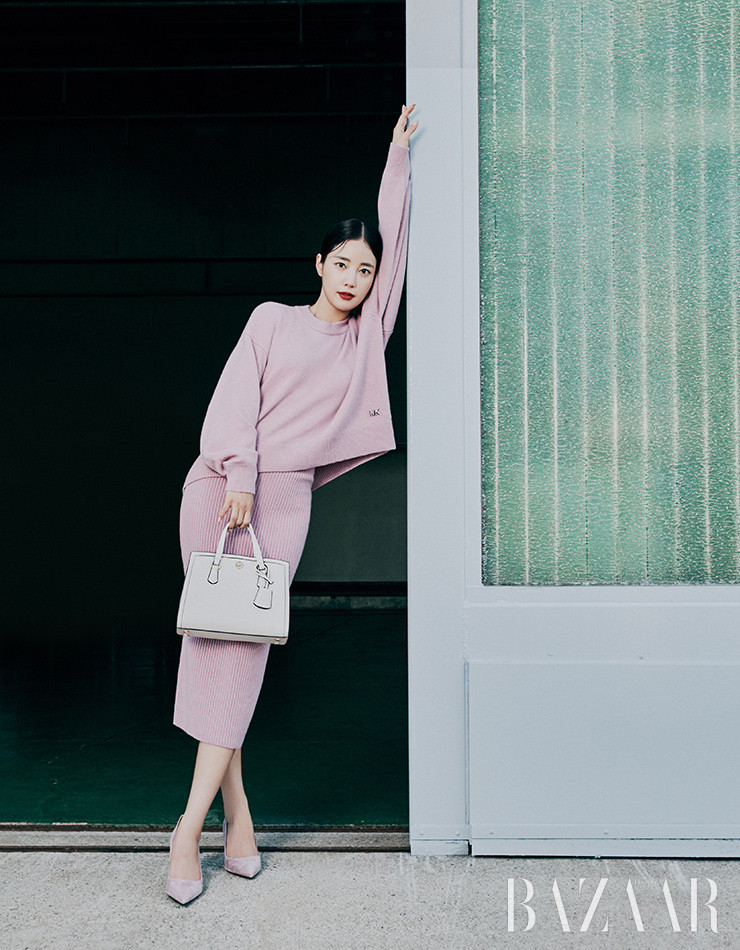 A Daring and Avant-Garde Fashion Moment of Ki Eun-Se, September 2022