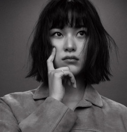 Lee Soo-Kyung for the 27th anniversary issue