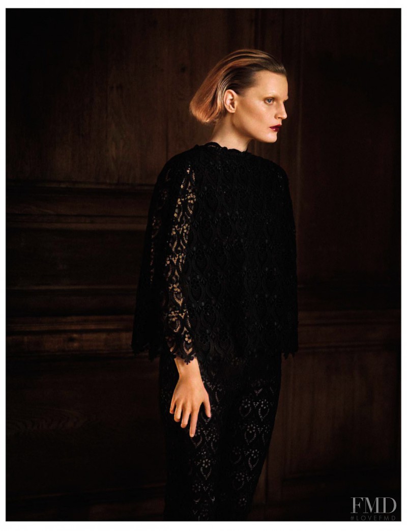Guinevere van Seenus featured in Back To The Dreamy Elegance, March 2013