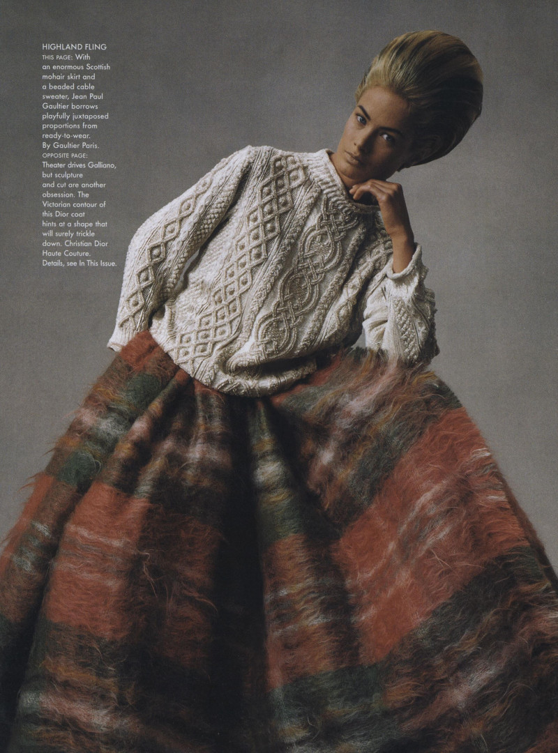 Carolyn Murphy featured in Absolute Couture, October 1998