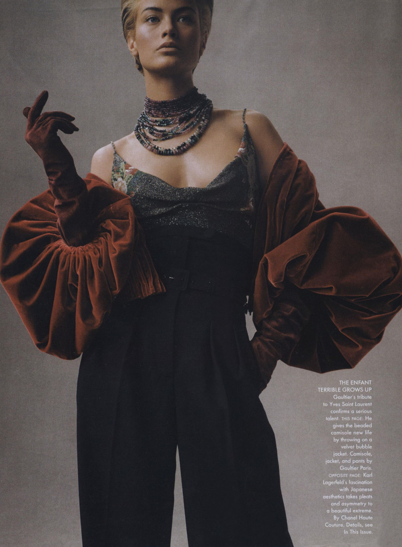 Carolyn Murphy featured in Absolute Couture, October 1998