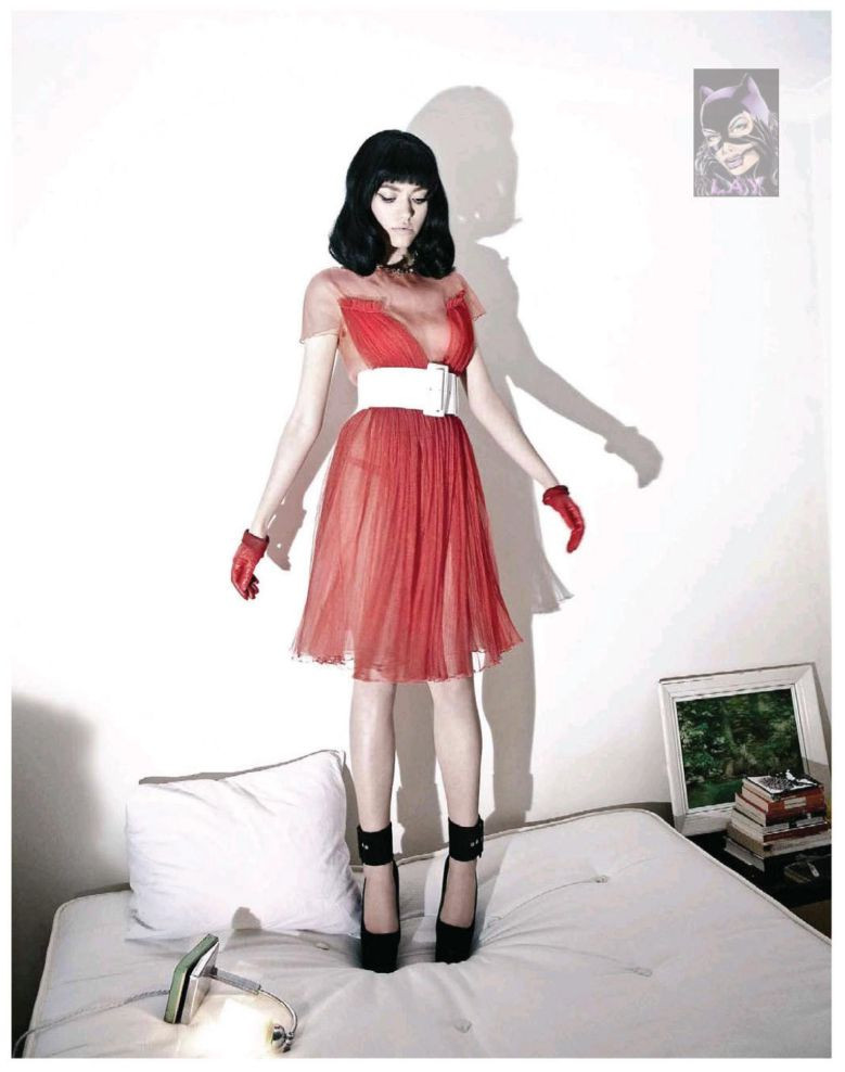 Cora Keegan featured in Estilos de vida, May 2014