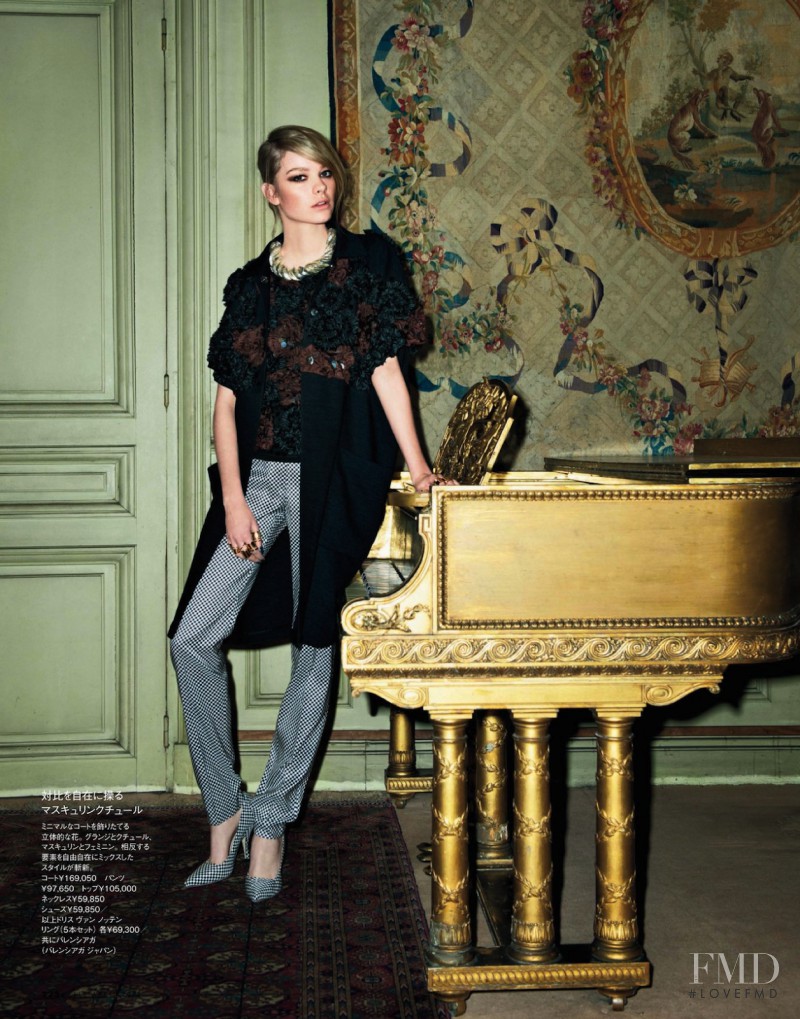 Gwen Loos featured in Paris Chic, April 2013