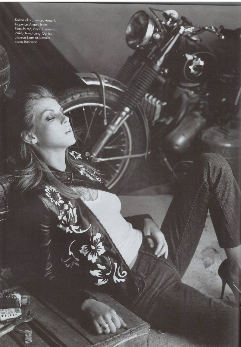 Angela Lindvall featured in Tajna Strast, September 2003