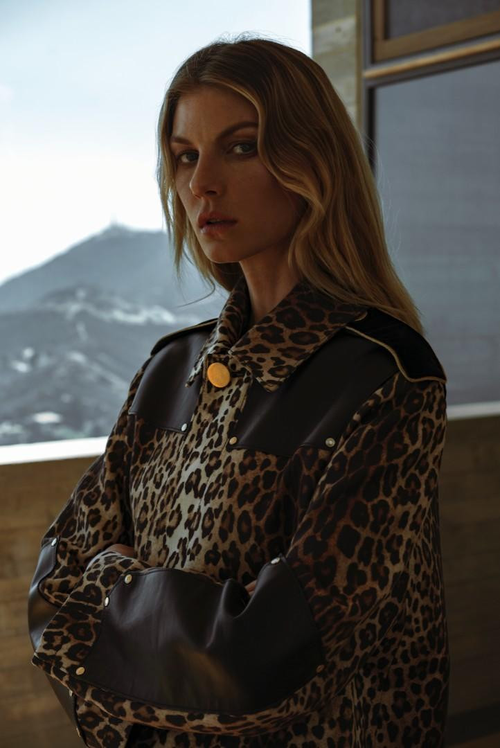 Angela Lindvall featured in Angela Lindvall, September 2016