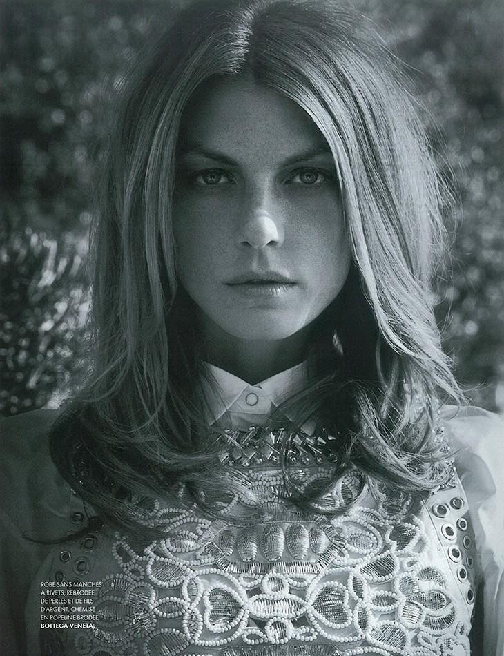 Angela Lindvall featured in L\' America, February 2013