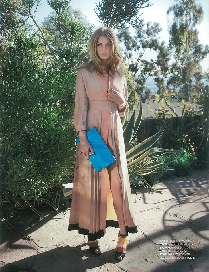 Angela Lindvall featured in L\' America, February 2013