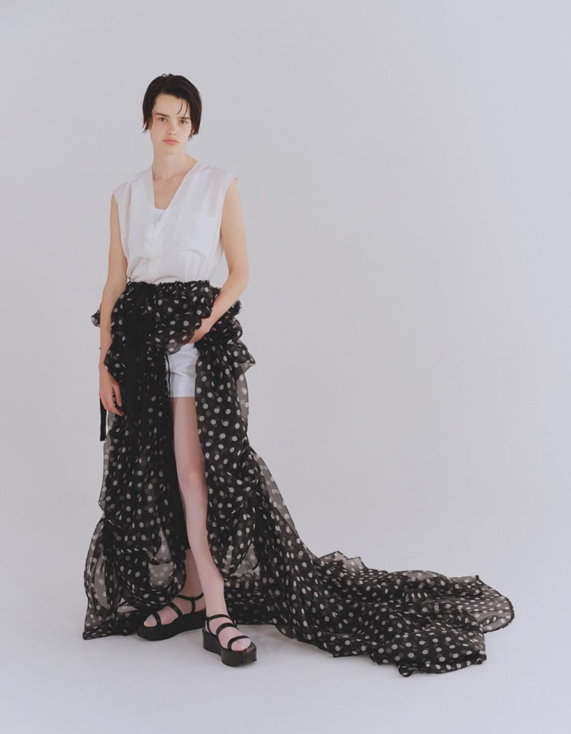 Sarah Hartog featured in Puff Sleeves, May 2020