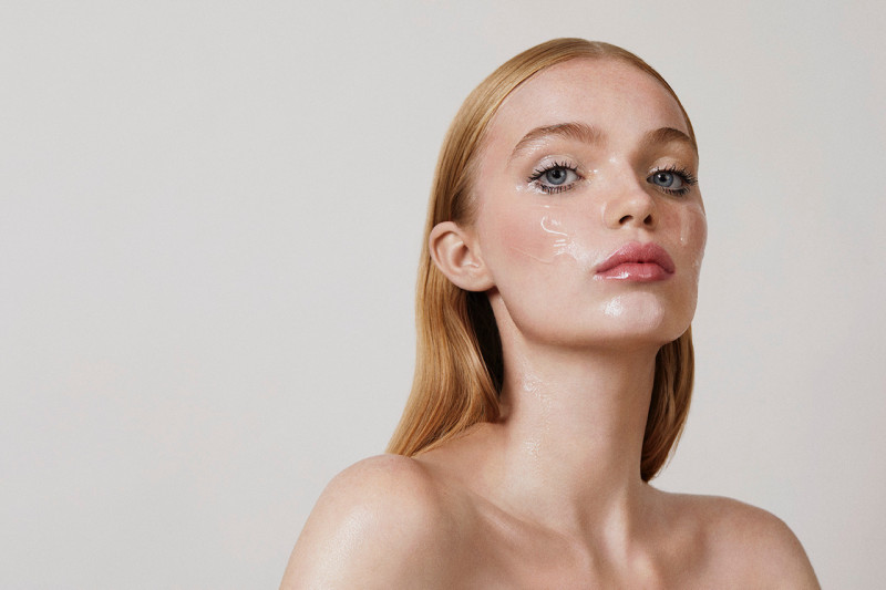 Molly Hamlyn featured in Gloss Beauty, November 2020