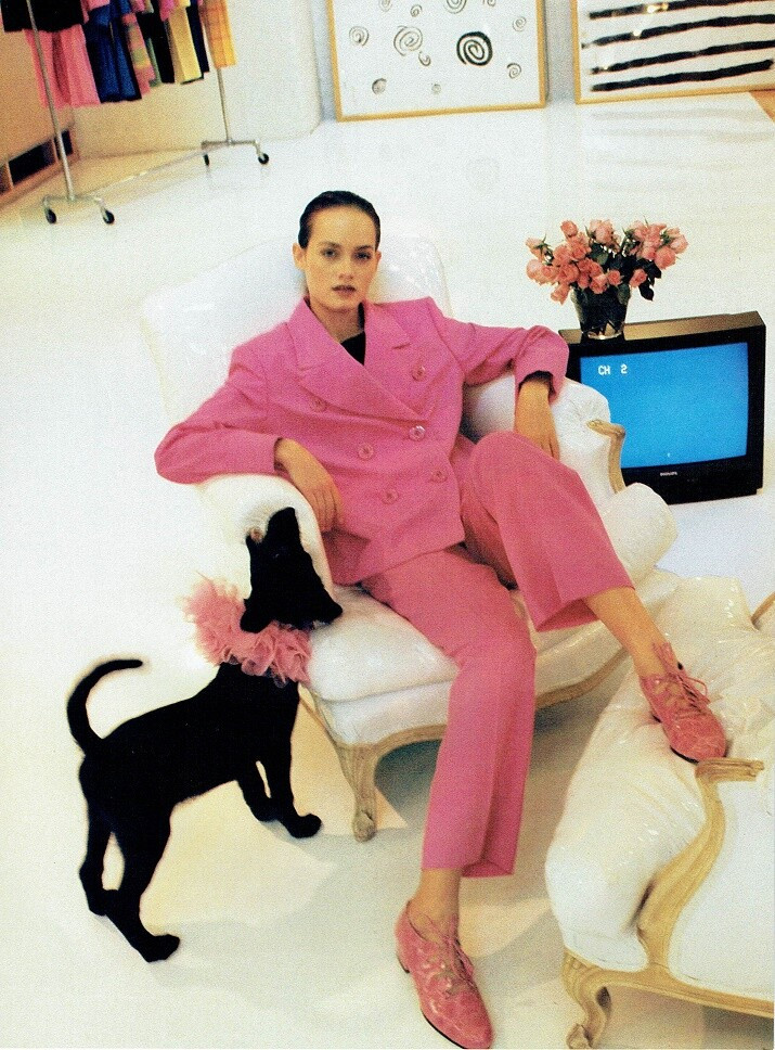 Amber Valletta featured in Mizrahi thinks pink, February 1995