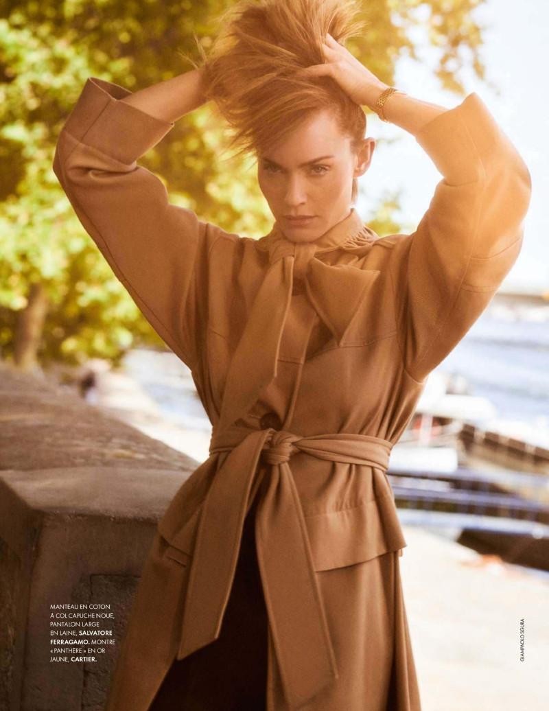 Amber Valletta featured in Mode Special, September 2022