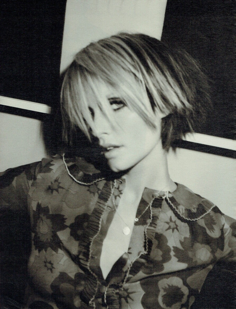 Amber Valletta featured in Factory Girl, June 2001