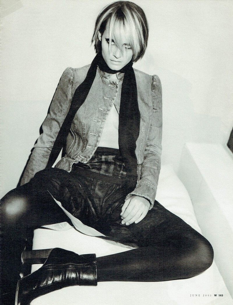 Amber Valletta featured in Factory Girl, June 2001