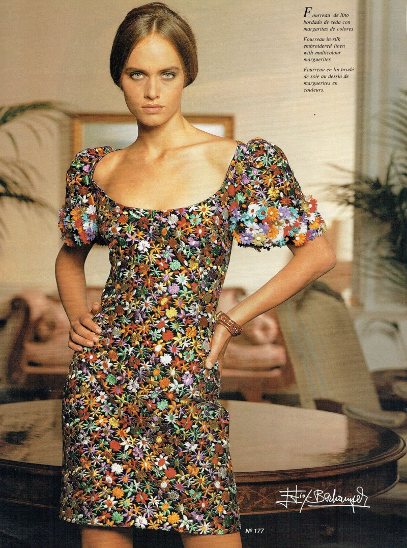 Amber Valletta featured in Siempre Si, February 1992