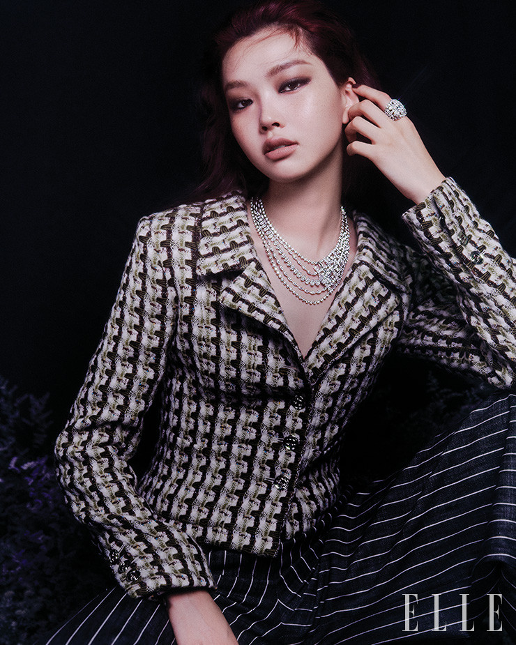 Seo-Yeon Lee featured in Chanel High Jewelry, September 2023