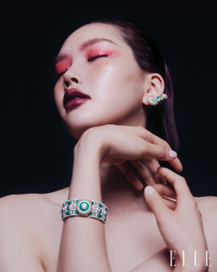 Seo-Yeon Lee featured in Chanel High Jewelry, September 2023