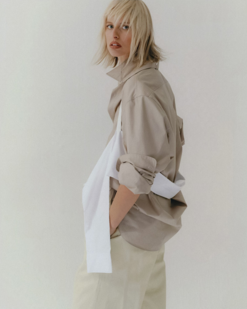 Karolina Kurkova featured in Karolina Kurková, June 2023