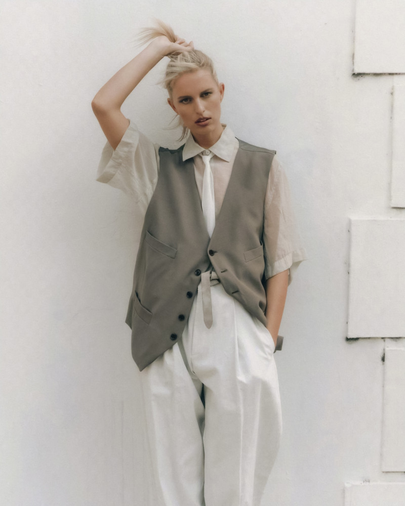 Karolina Kurkova featured in Karolina Kurková, June 2023
