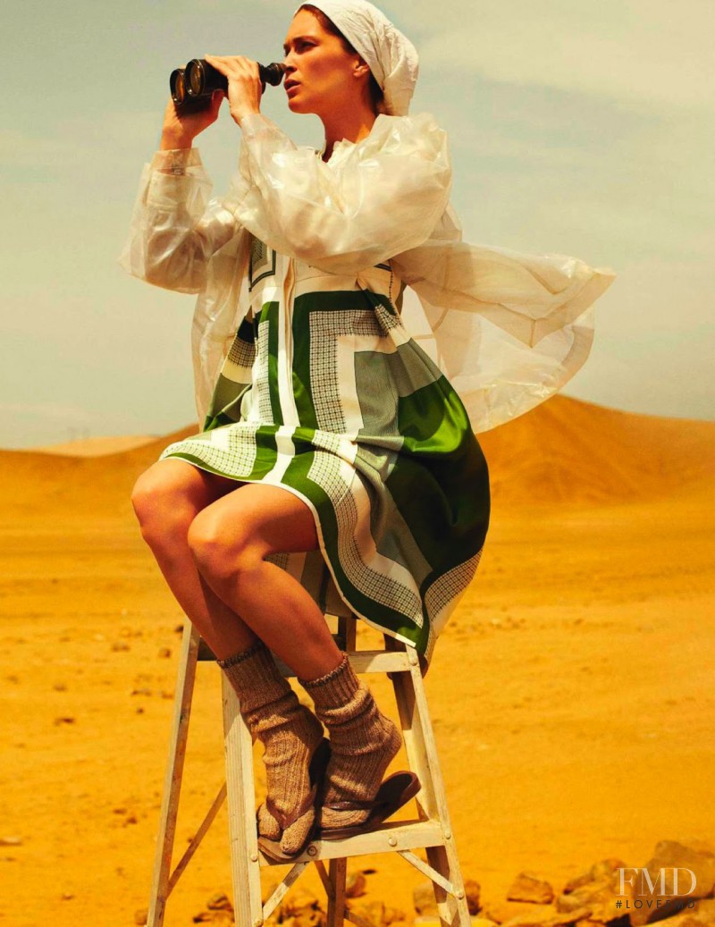 Erin Wasson featured in Les Lignes De Nazca, April 2013